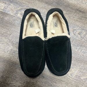 UGG Black Slip-On Loafers with Suede Finish